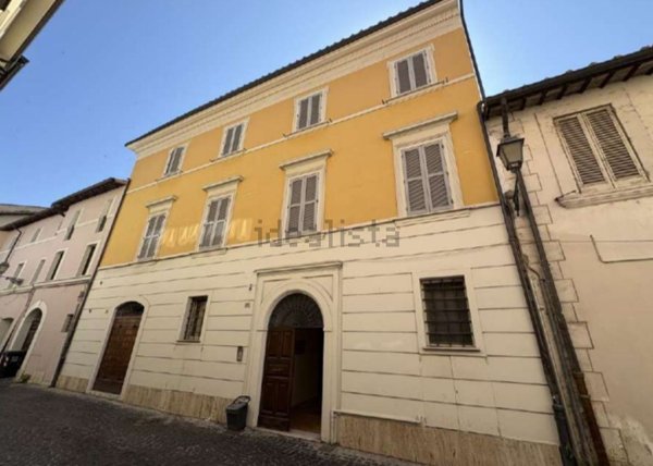 appartamento in vendita a Terni in zona Centro Città