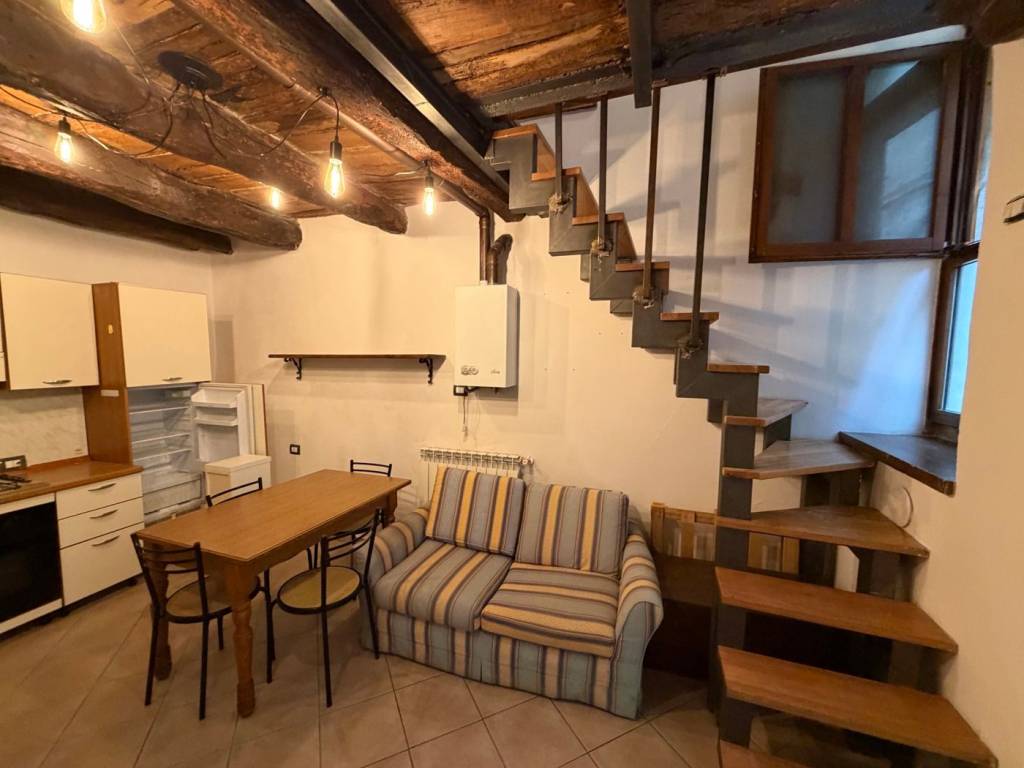 appartamento in vendita a Terni in zona Collescipoli