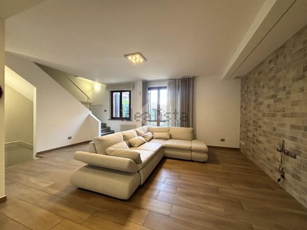 casa indipendente in vendita a Terni in zona Rivo