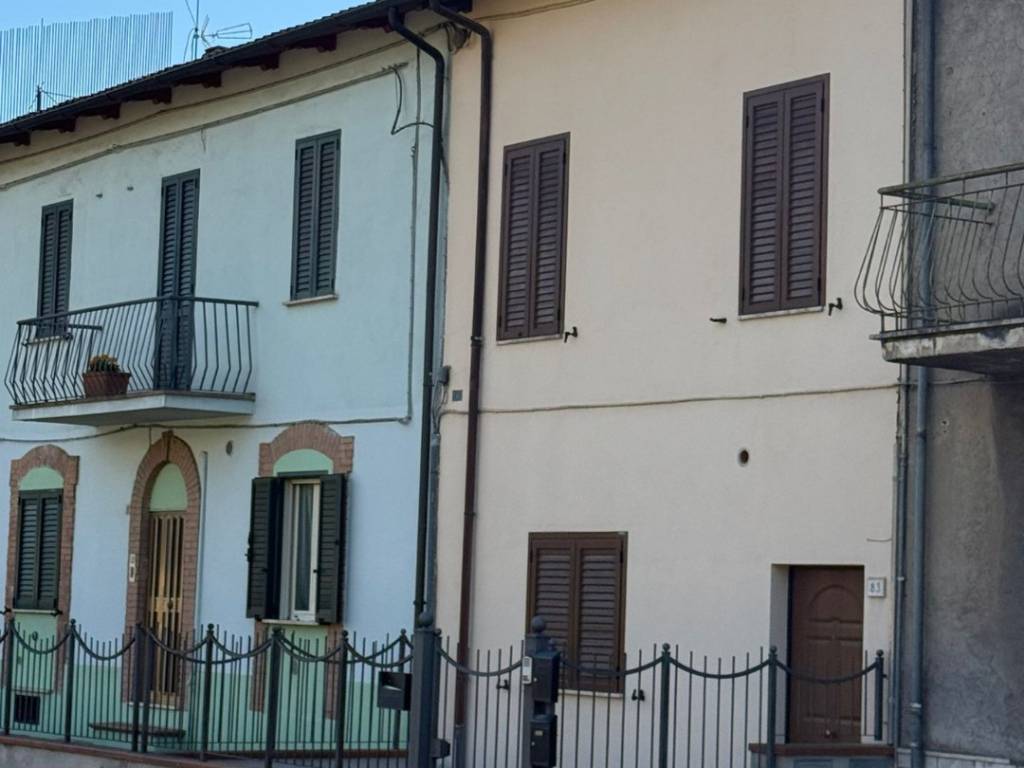 casa indipendente in vendita a Terni in zona Trevi