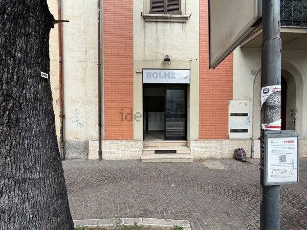 negozio in vendita a Terni in zona Centro Città
