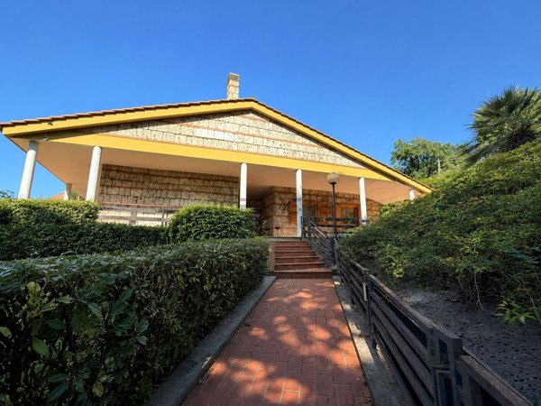 casa indipendente in vendita a Terni in zona Centro Città