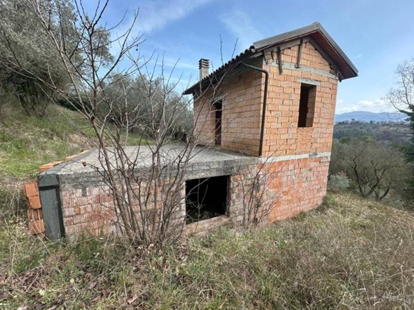 casa indipendente in vendita a Terni in zona Papigno