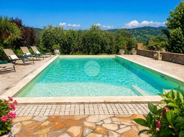 casa indipendente in vendita a Terni in zona Piedimonte