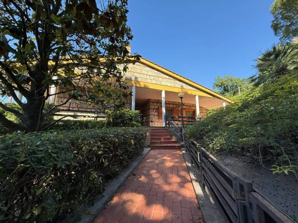 casa indipendente in vendita a Terni in zona Gabelletta