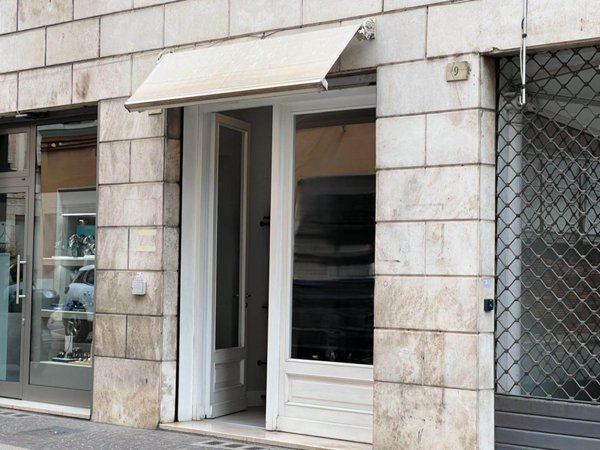 ufficio in vendita a Terni in zona Centro Città