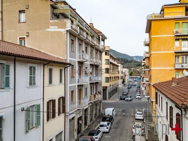 appartamento in vendita a Terni in zona Centro Città