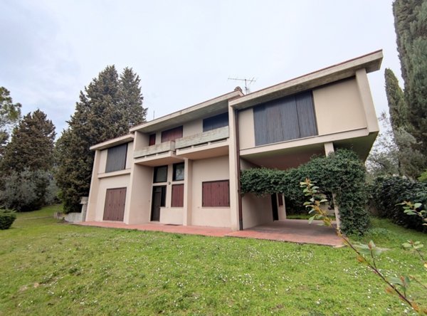 casa indipendente in vendita a Terni in zona Collescipoli