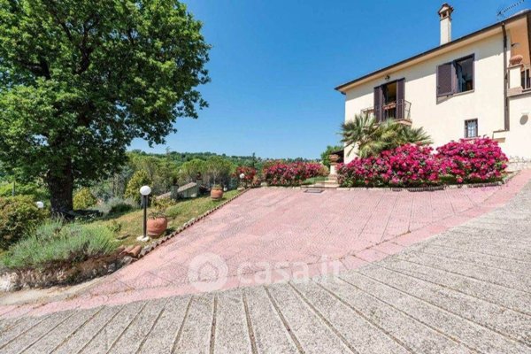 casa indipendente in vendita a Terni in zona Centro Città