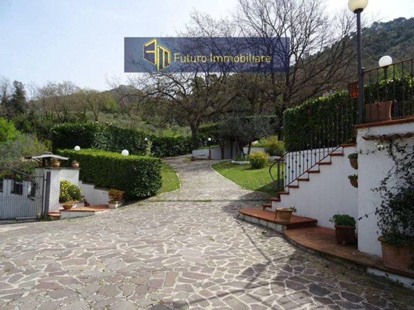 villa in vendita a Terni in zona Vocabolo Valenza