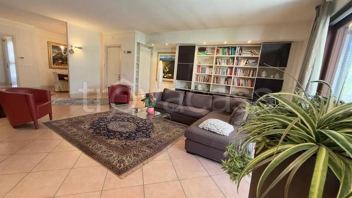 casa indipendente in vendita a Terni in zona Rivo