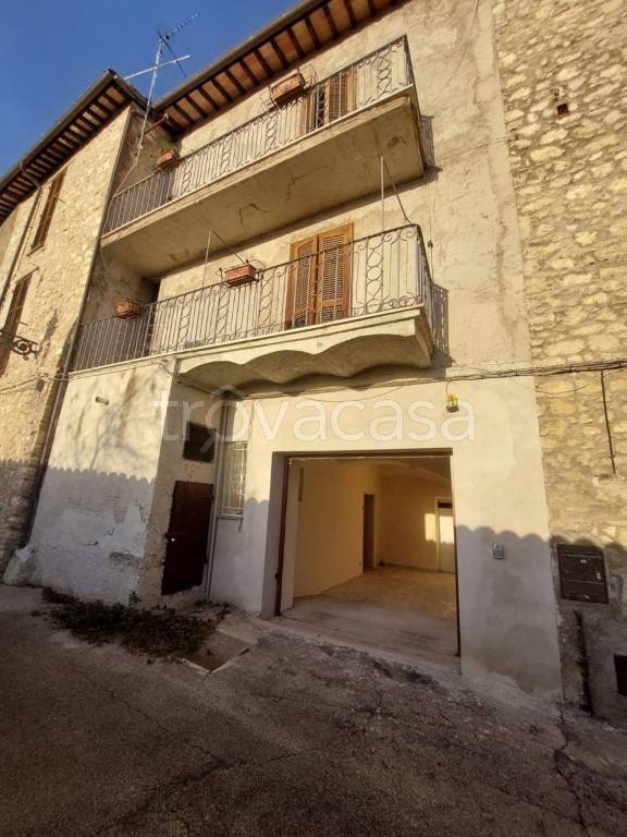 appartamento in vendita a Terni in zona Cesi