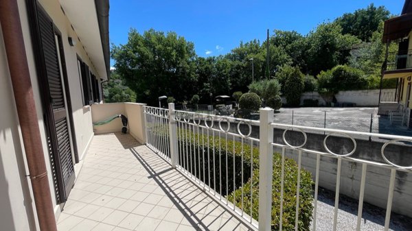 appartamento in vendita a Terni in zona Carone