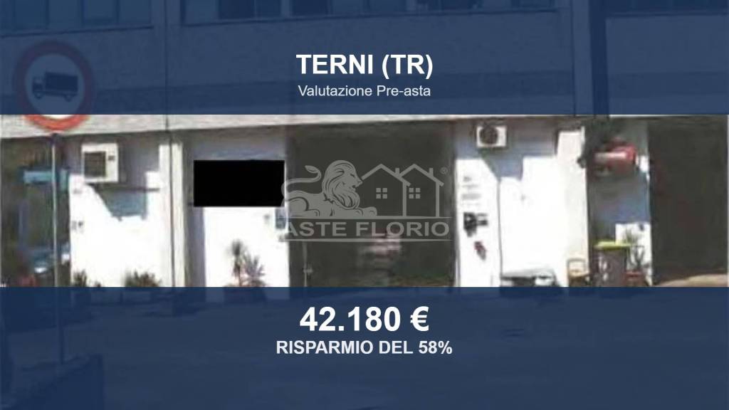 locale commerciale in vendita a Terni in zona Collescipoli