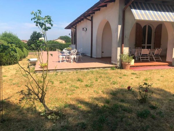 casa indipendente in vendita a Terni in zona Centro Città