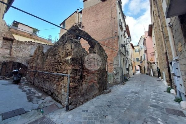 appartamento in vendita a Terni in zona Centro Città