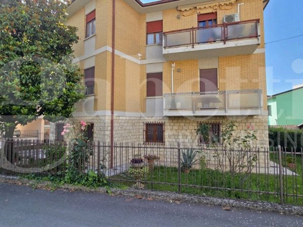 appartamento in vendita a Terni in zona Vocabolo Valenza