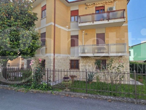 appartamento in vendita a Terni in zona Vocabolo Valenza