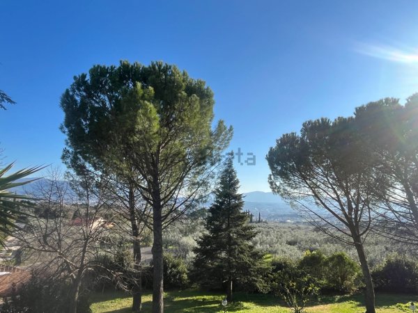 casa indipendente in vendita a Terni in zona Pietrara