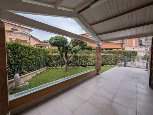 casa indipendente in vendita a Terni in zona Rivo