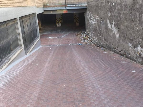 locale commerciale in vendita a Terni