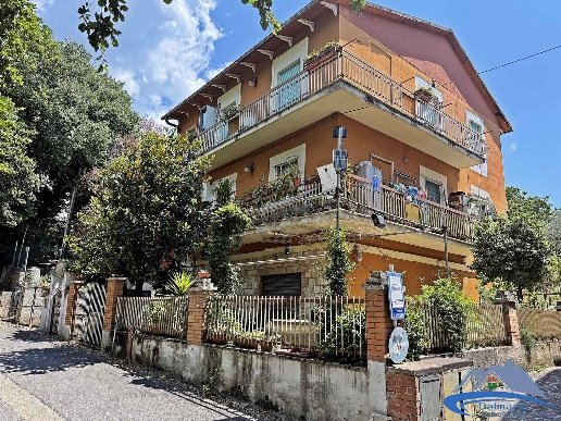 appartamento in vendita a Terni in zona Trevi
