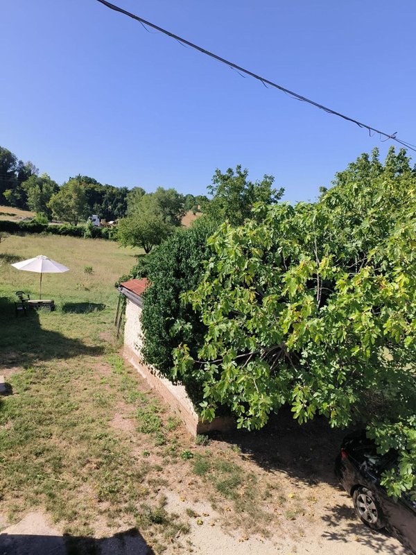 casa indipendente in vendita a Terni