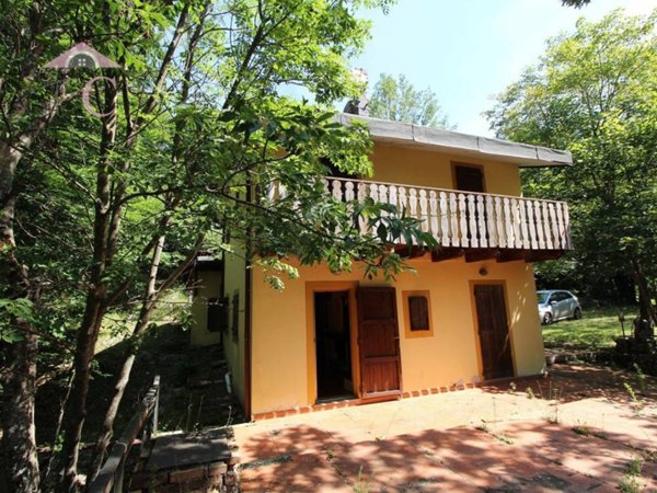 casa indipendente in vendita a Terni