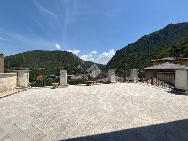 appartamento in vendita a Terni in zona Papigno