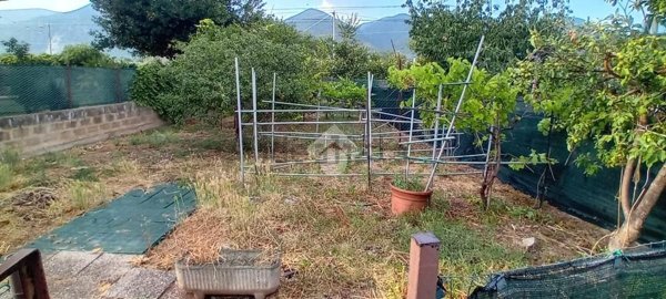 appartamento in vendita a Terni in zona Campitello