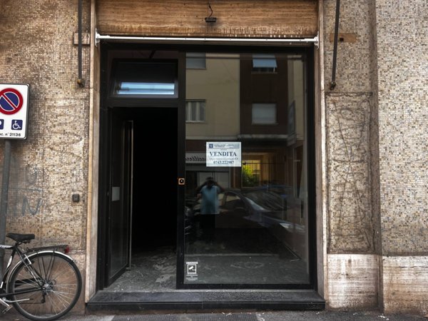 locale commerciale in vendita a Terni in zona Centro Città