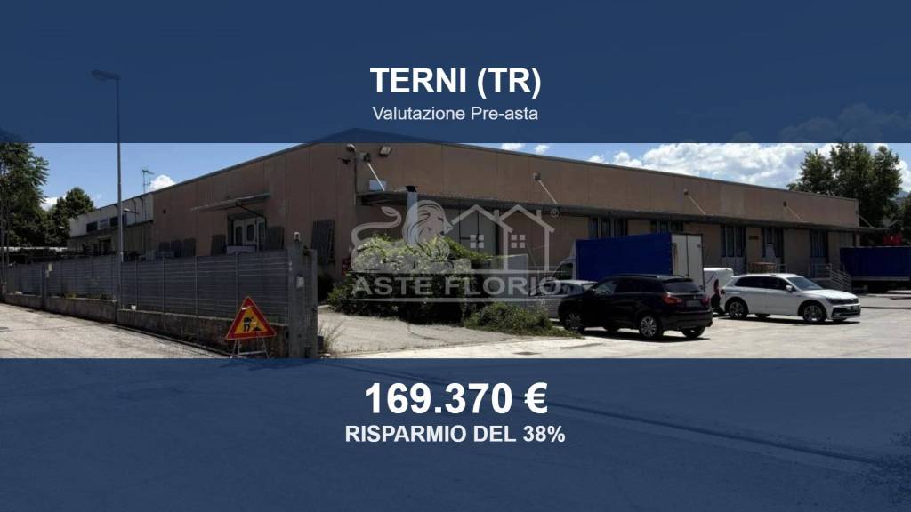 locale commerciale in vendita a Terni