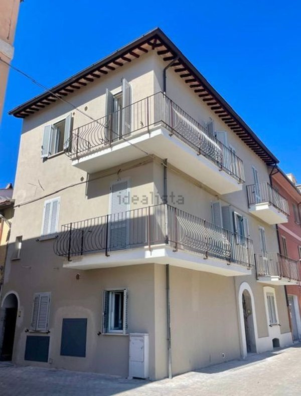 casa indipendente in vendita a Terni in zona Centro Città