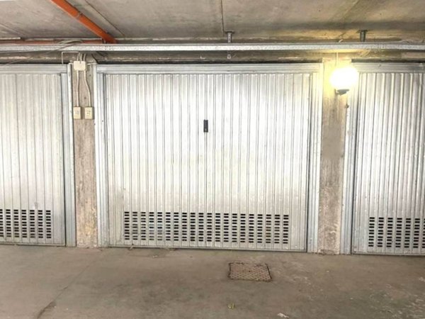 box auto in vendita a Terni in zona Centro Città