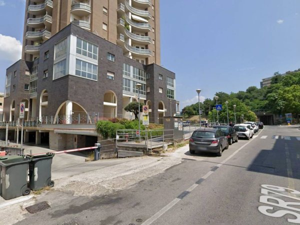 box auto in vendita a Terni