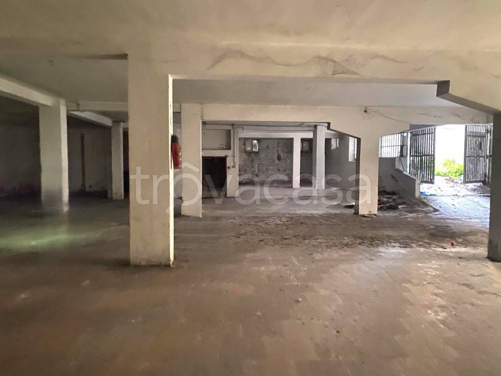 box auto in vendita a Terni in zona Centro Città