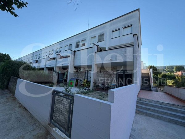 appartamento in vendita a Terni in zona Vocabolo Valenza