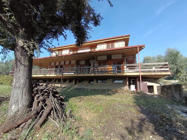 casa indipendente in vendita a Terni in zona Collerolletta Primo