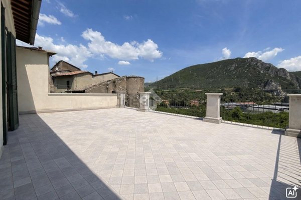 appartamento in vendita a Terni in zona Papigno