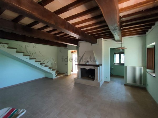 casa indipendente in vendita ad Avigliano Umbro