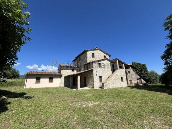 casa indipendente in vendita ad Avigliano Umbro