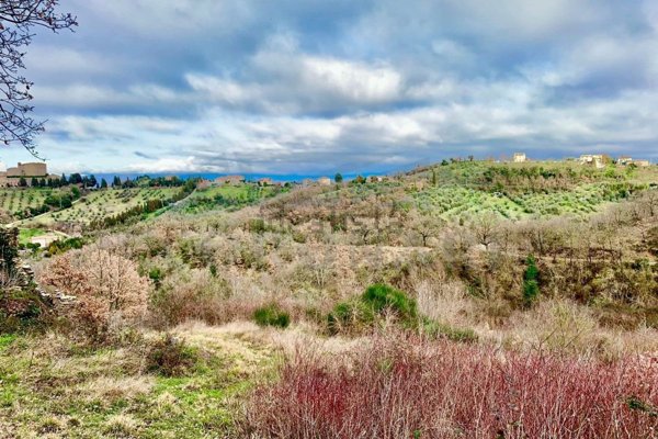 casale in vendita ad Avigliano Umbro in zona Sismano