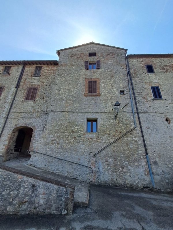 casa indipendente in vendita ad Avigliano Umbro in zona Dunarobba