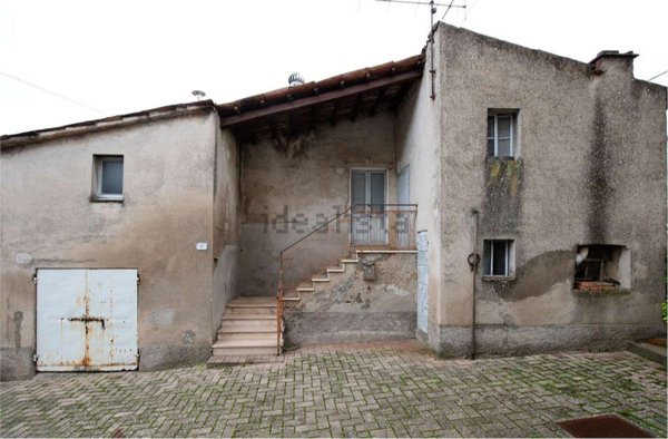 casa indipendente in vendita ad Avigliano Umbro