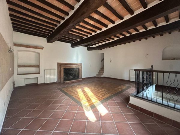 casa indipendente in vendita ad Avigliano Umbro in zona Dunarobba