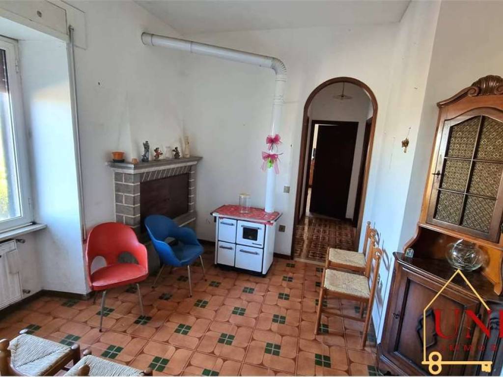 casa indipendente in vendita ad Avigliano Umbro in zona Dunarobba