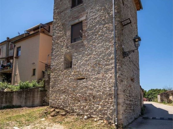 appartamento in vendita ad Avigliano Umbro in zona Dunarobba