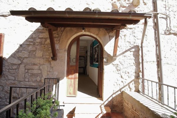 appartamento in vendita ad Avigliano Umbro in zona Toscolano