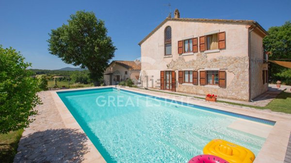 casa indipendente in vendita ad Avigliano Umbro