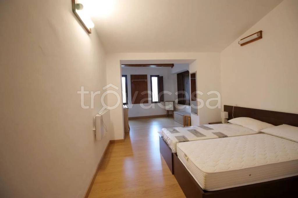 appartamento in vendita ad Avigliano Umbro in zona Toscolano